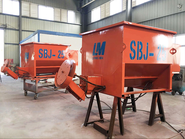 2.5立方融雪劑撒布機 融雪設(shè)備