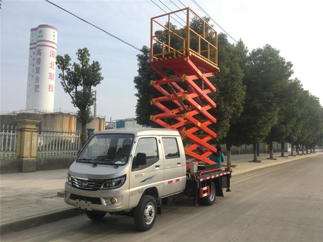 唐駿國六垂直剪叉升降平臺