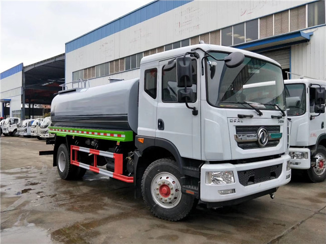 東風D9標準化灑水車-程力灑水車廠