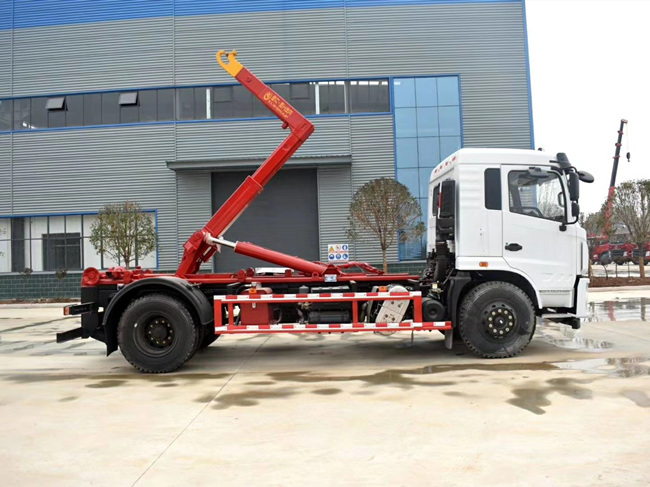 東風專底車廂可卸式垃圾車